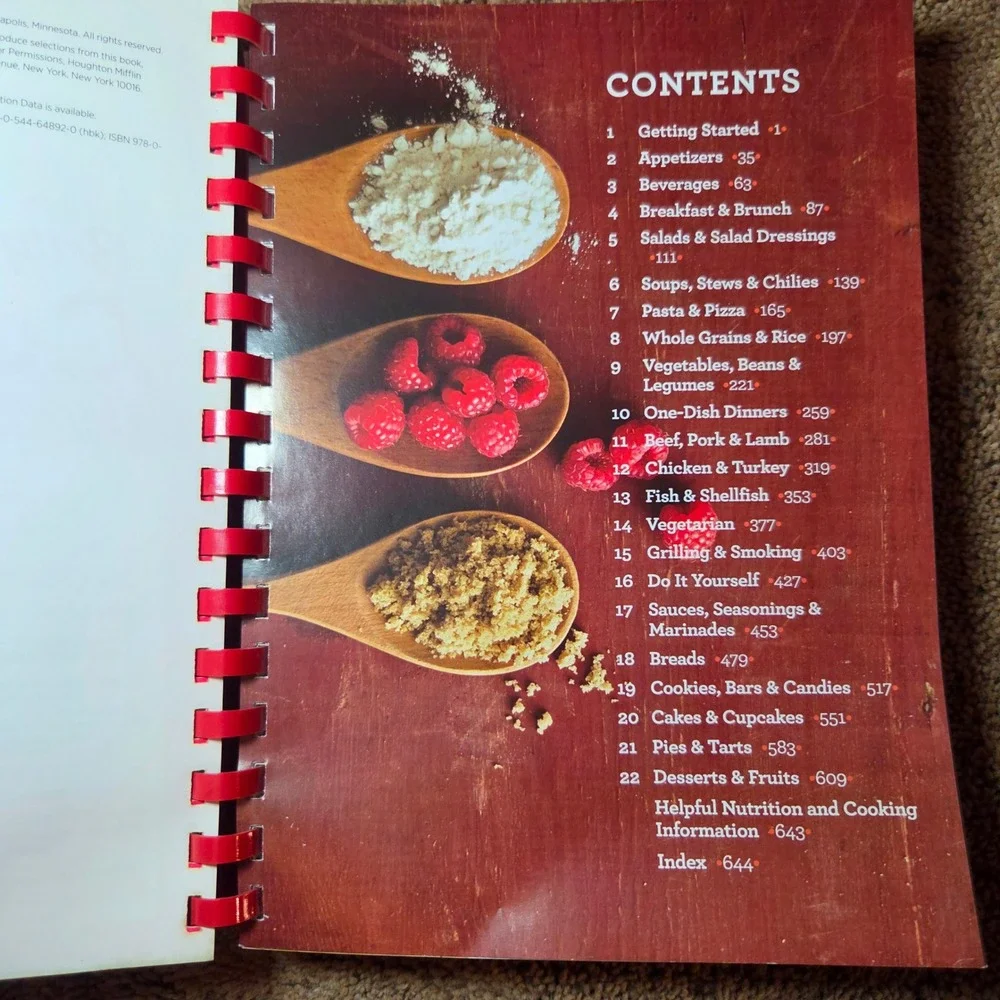 Betty Crocker Cookbook Everything You Need to Know to Cook from Scratch 2016